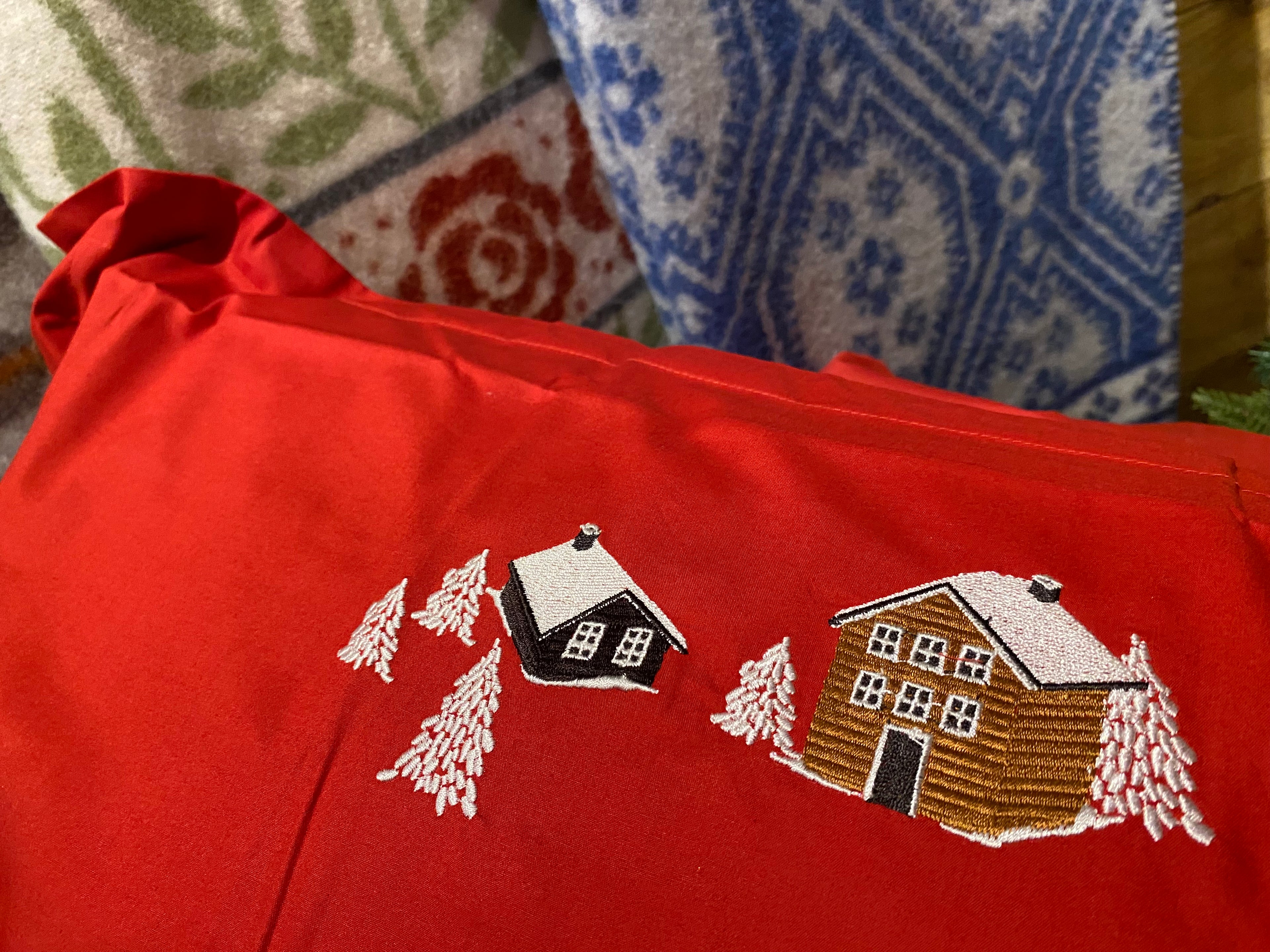 Mountain village bedding