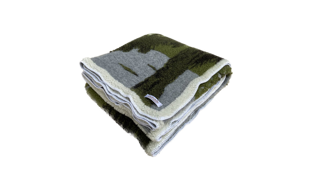 Alpine wool blanket – Pine Forest