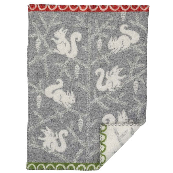 Squirrel Blanket – Grey